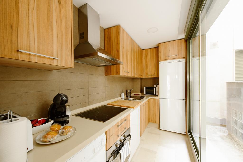 1E Azofaifo St Apartment Sevilha Exterior foto