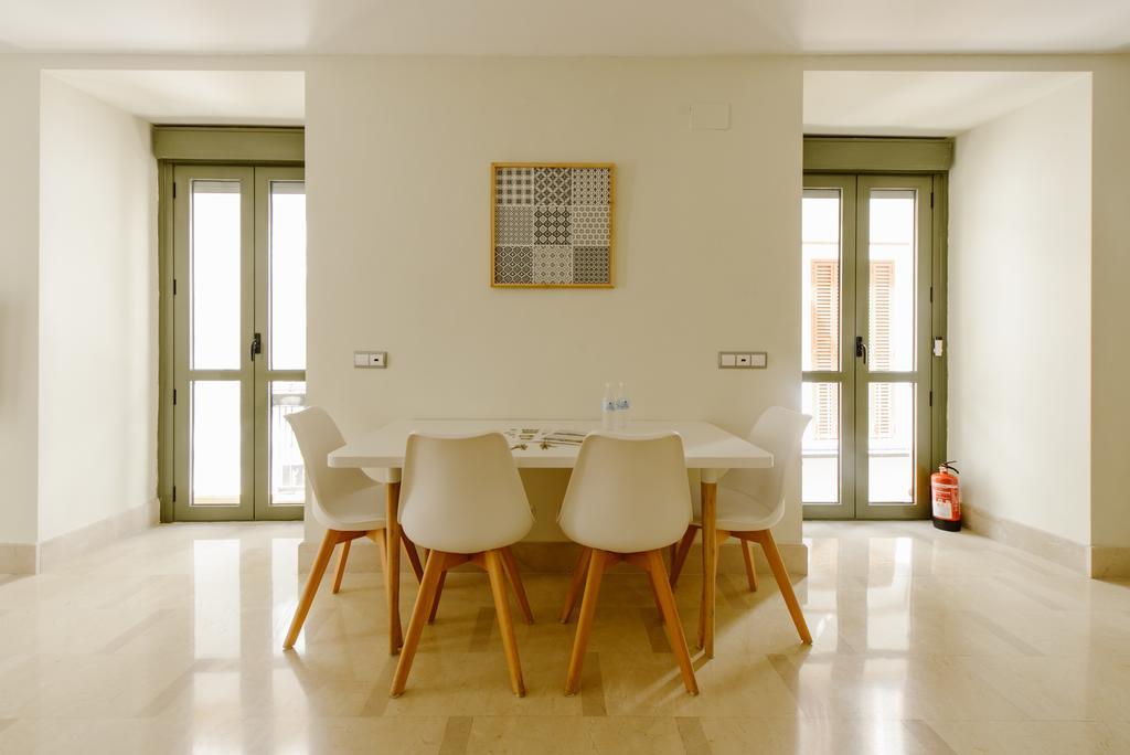 1E Azofaifo St Apartment Sevilha Exterior foto