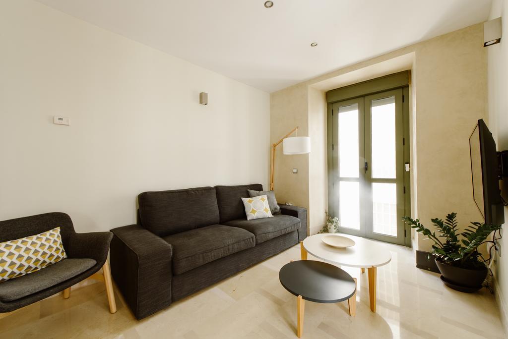 1E Azofaifo St Apartment Sevilha Exterior foto
